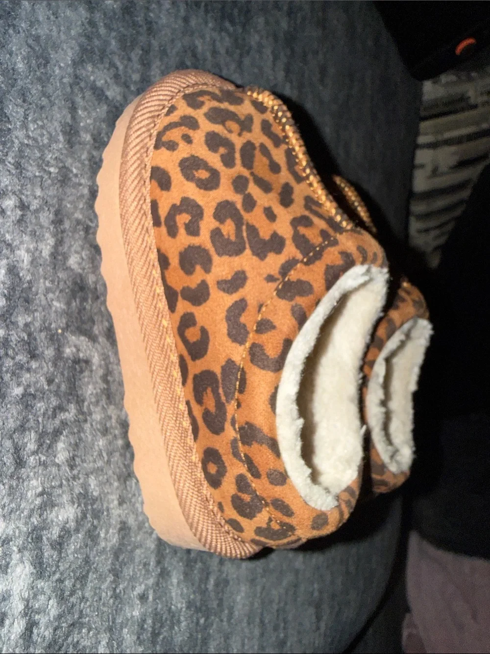 Kids Leopard Print Cozy Slippers - Tan/Cheetah